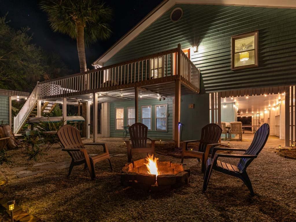 Holiday home Decked Out *