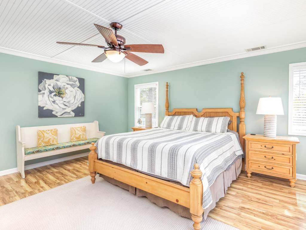Decked Out Holiday home