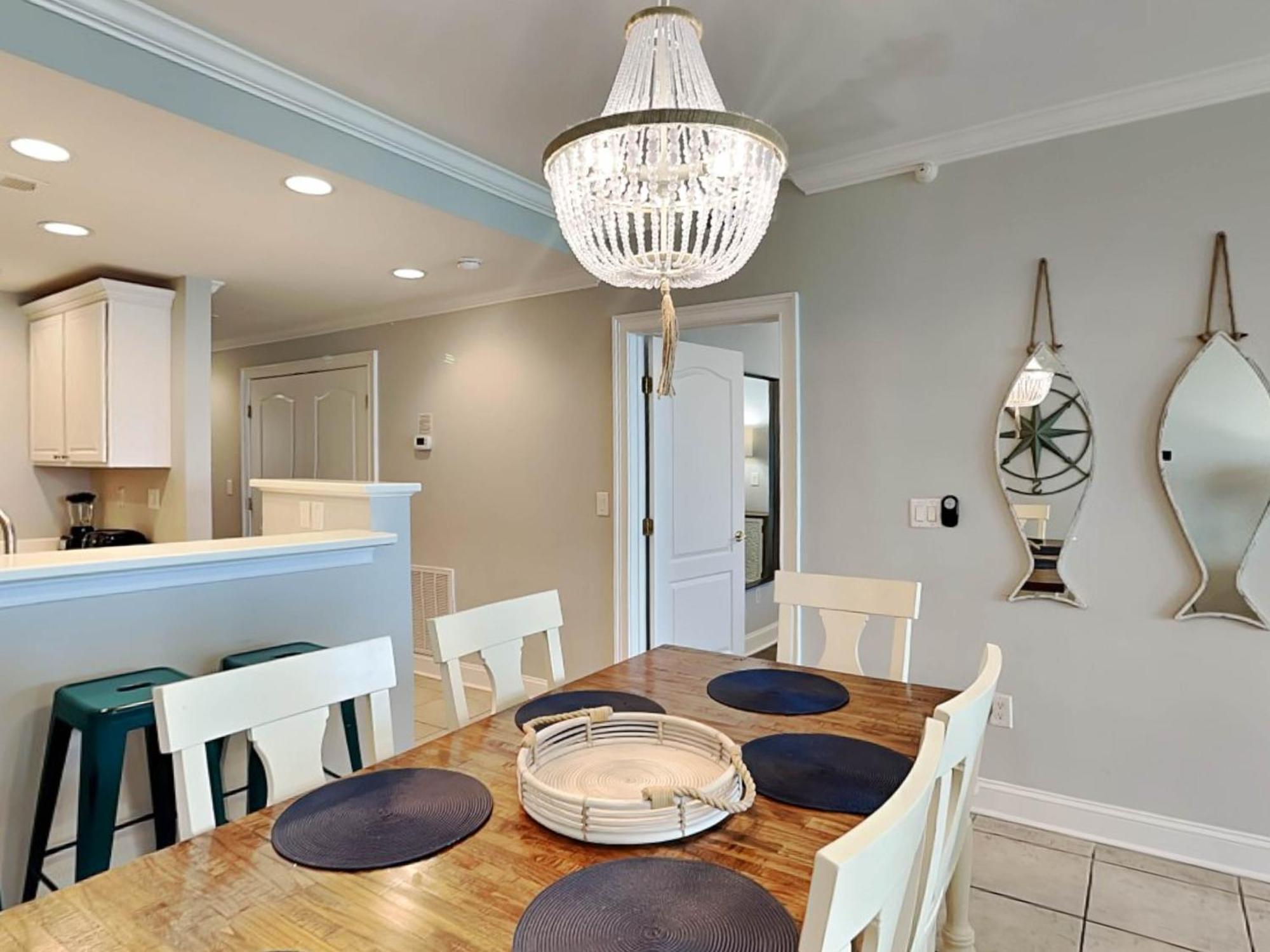 Apartment House 433
