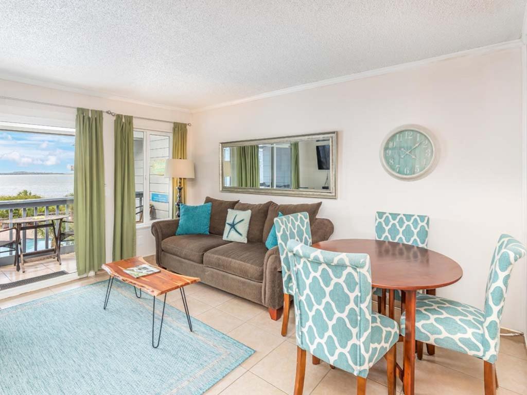 Apartment Racquet B304 Tybee Island