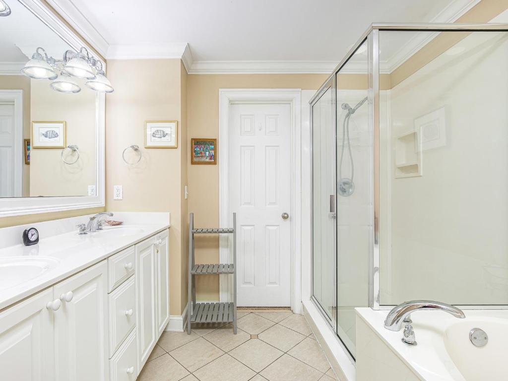 Apartment Brass Rail 214 *