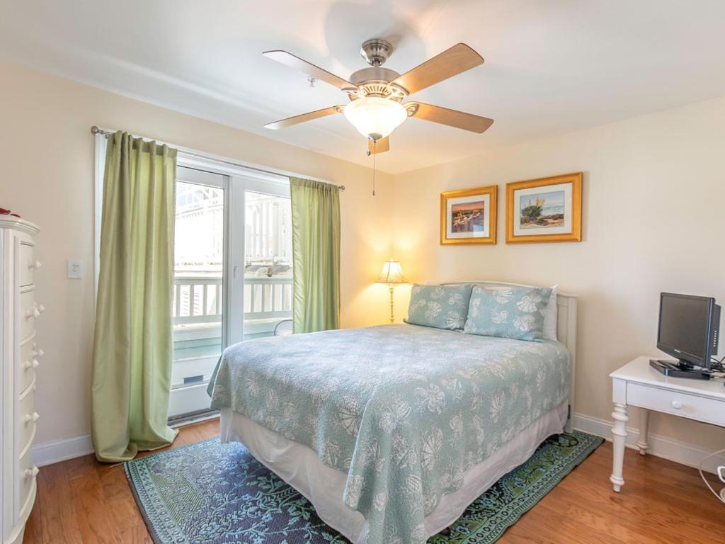 Apartment Captains Watch 17 *