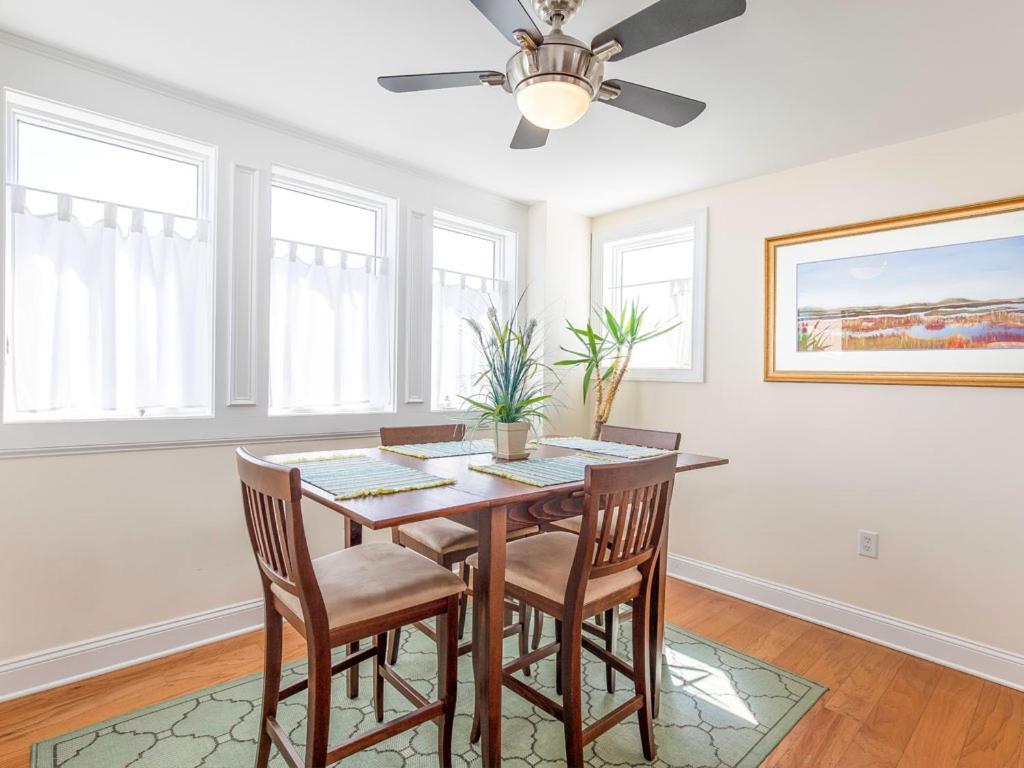 Apartment Captains Watch 17 *