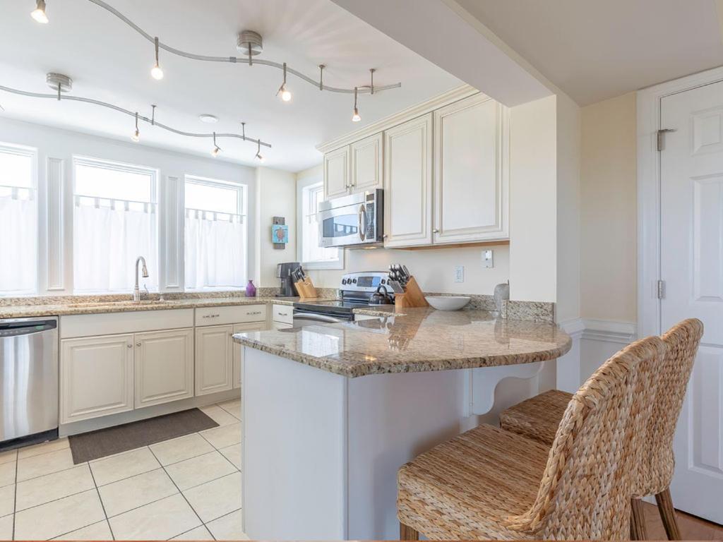 Apartment Captains Watch 17 Tybee Island