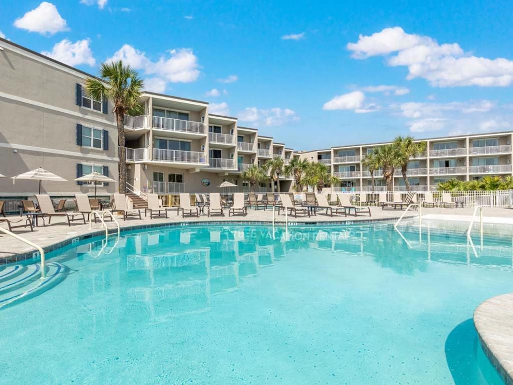 Gull Reef 635 Apartment *
