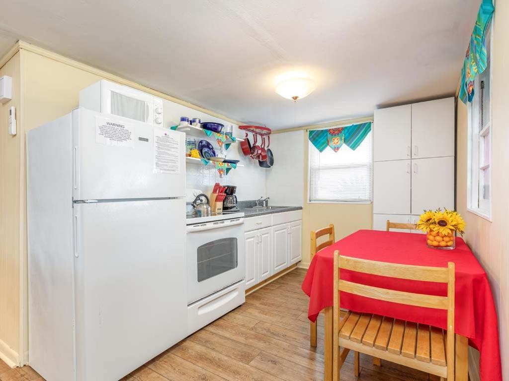 Kahuna Kabana Apartment