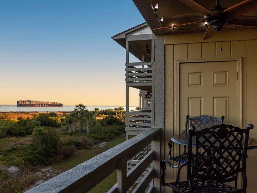 Lighthouse Point 13b - Sea The Apartment