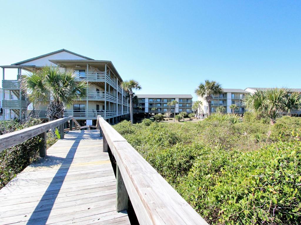 Lighthouse Point 9c Apartment