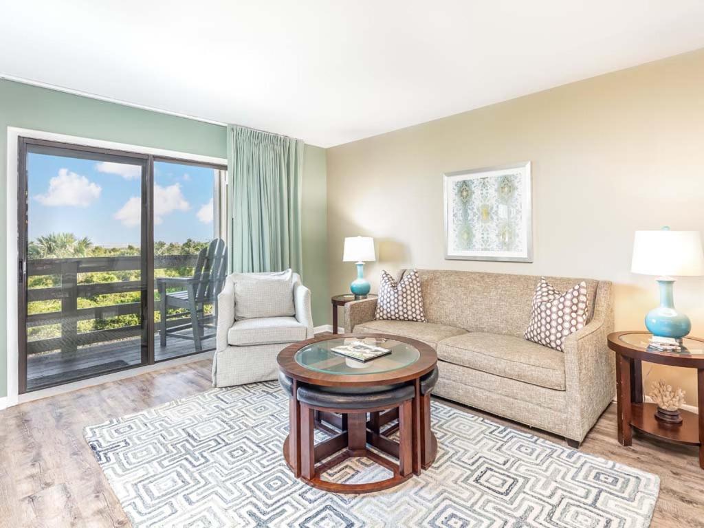 Lighthouse Point 15a