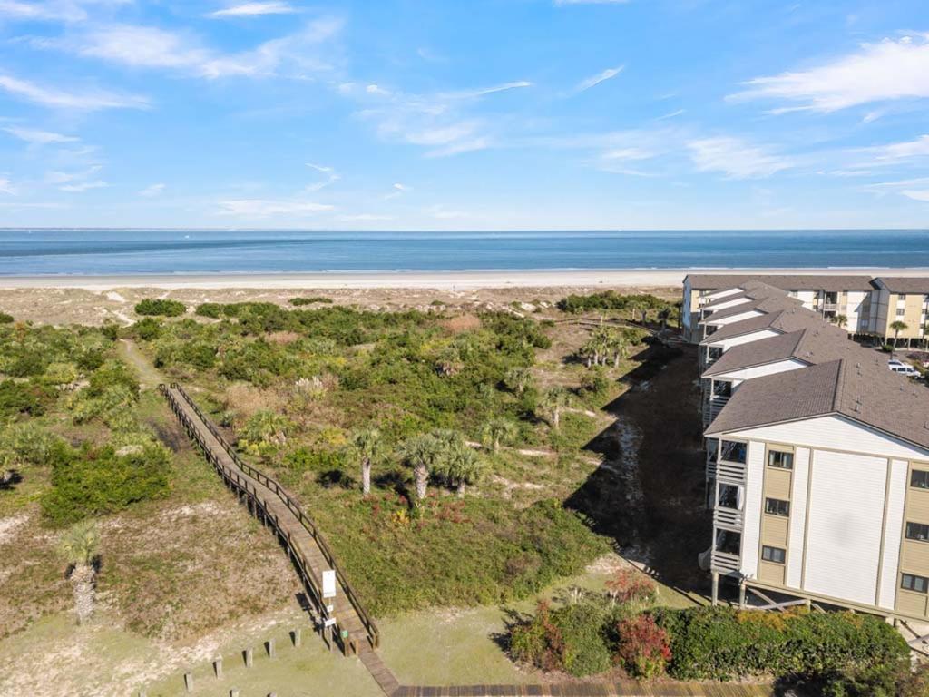 Apartment Lighthouse Point 4b