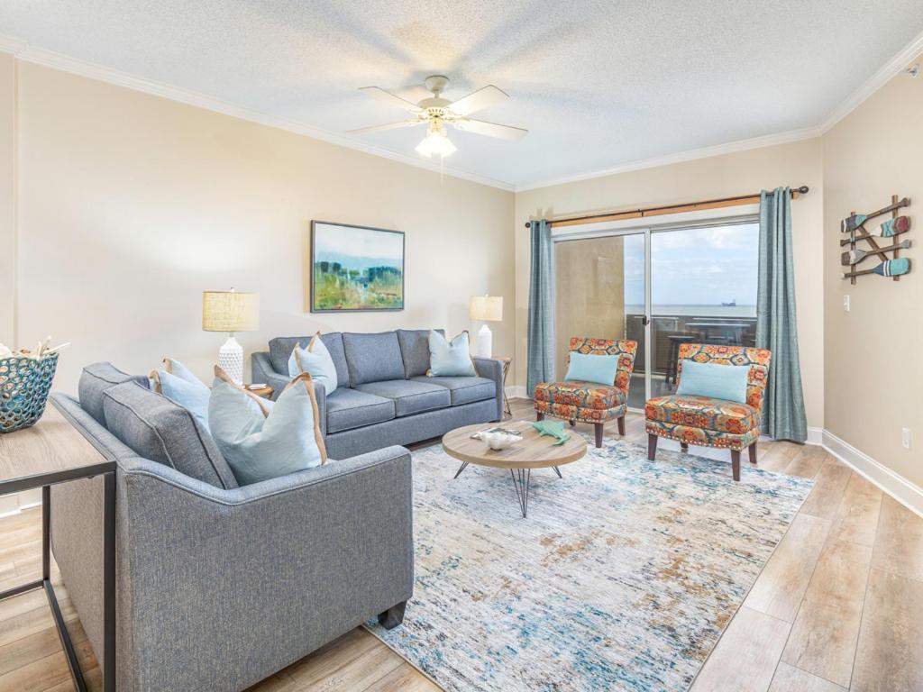 Apartment Sandpiper 205 *