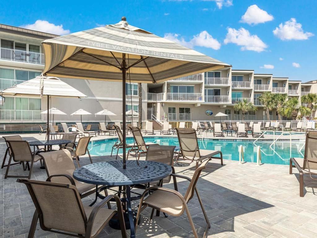 Tybee Club 132 Apartment *