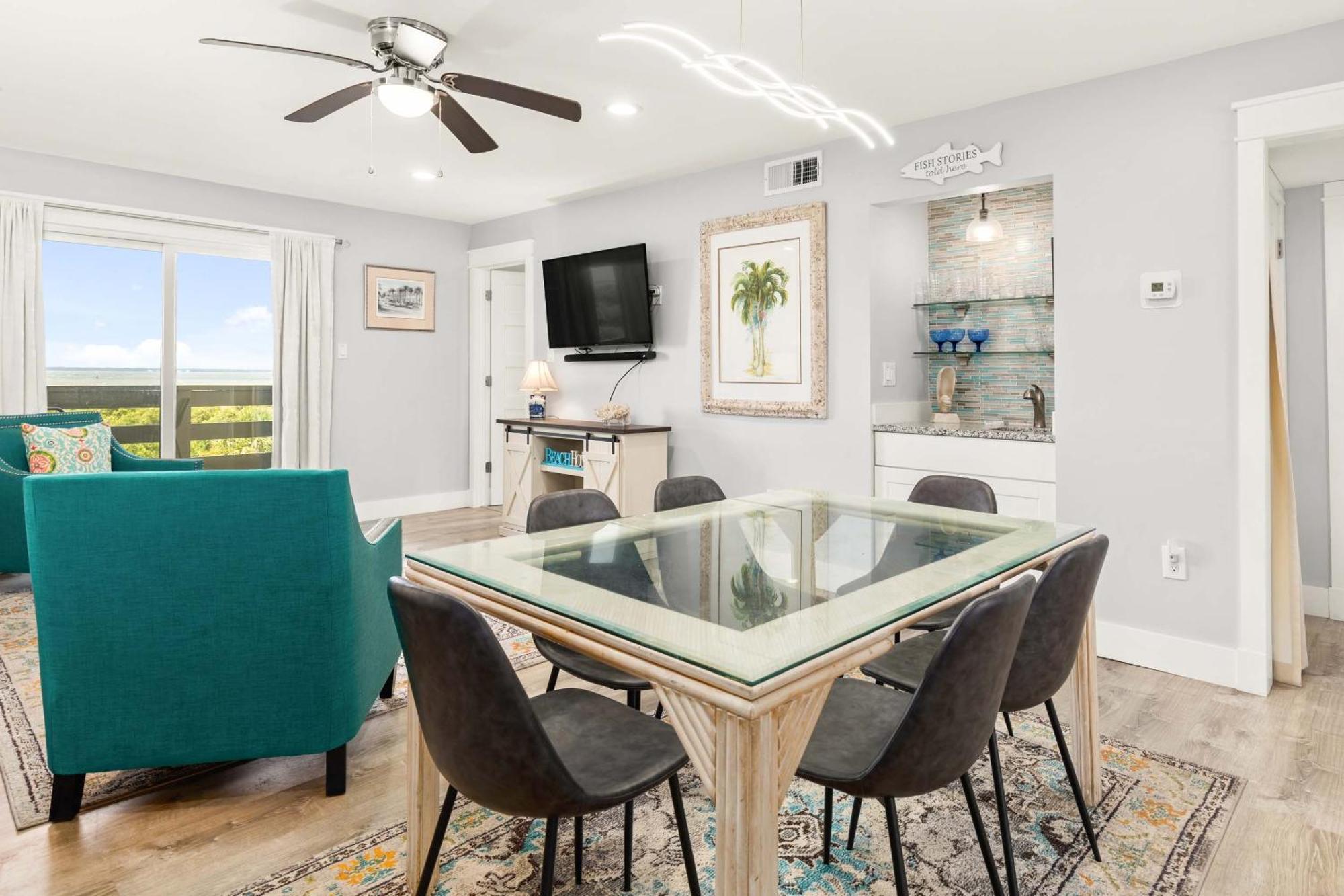 Lighthouse Point 20b Apartment