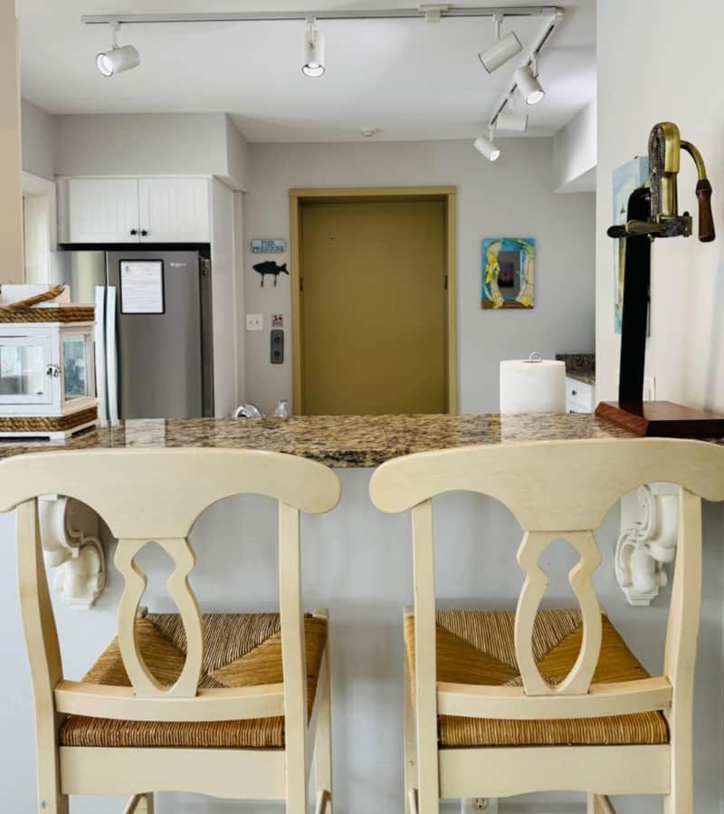 Salty On Pier Walk 15th Street Apartment *