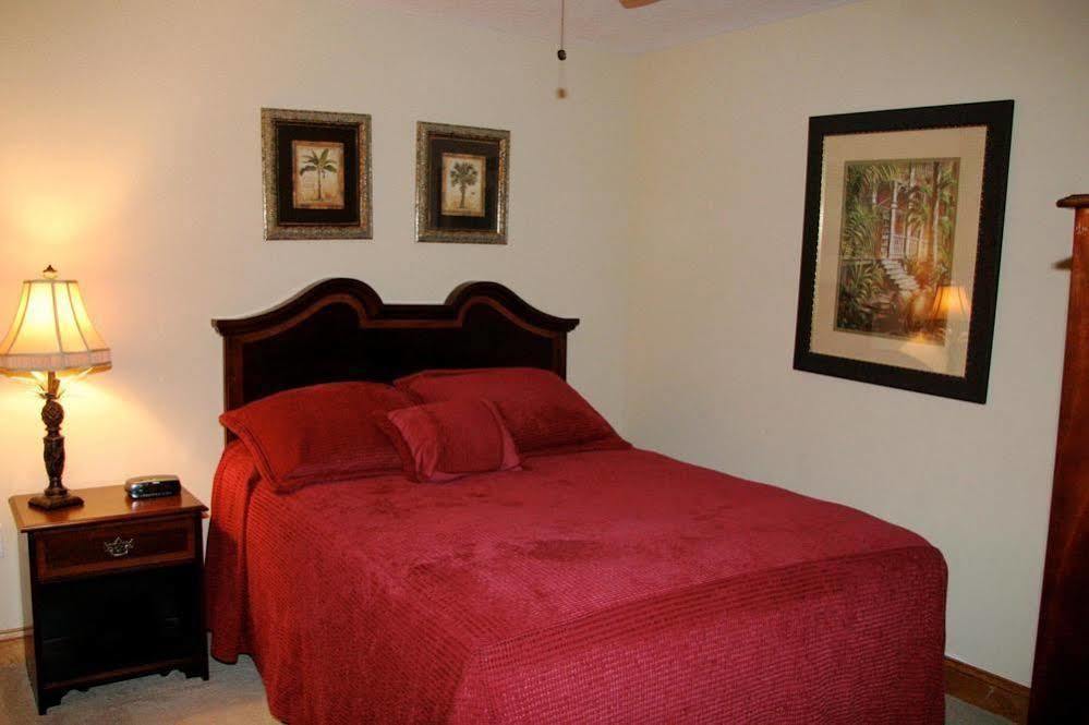 The Vue At Beachside Colony *