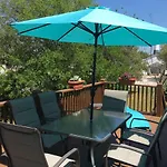 Ideally Located Luxe Beach House On Tybee Island