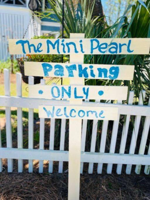 Mini Pearl, Private 2 Bedroom - 1 Block To Beach! Apartment