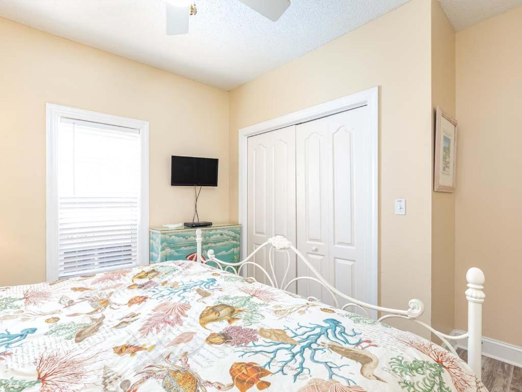Apartment Sandpiper 107 *