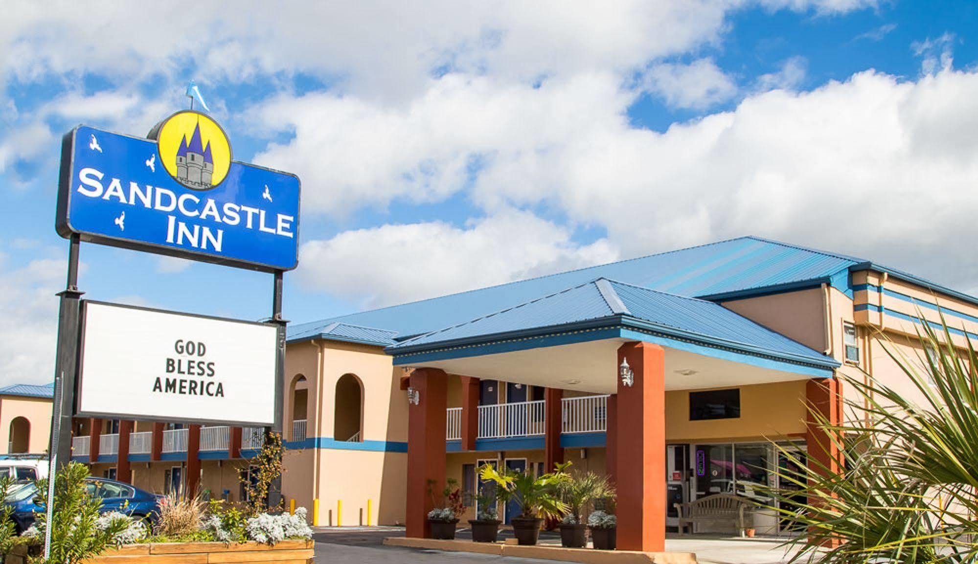 Sandcastle Motel 2*